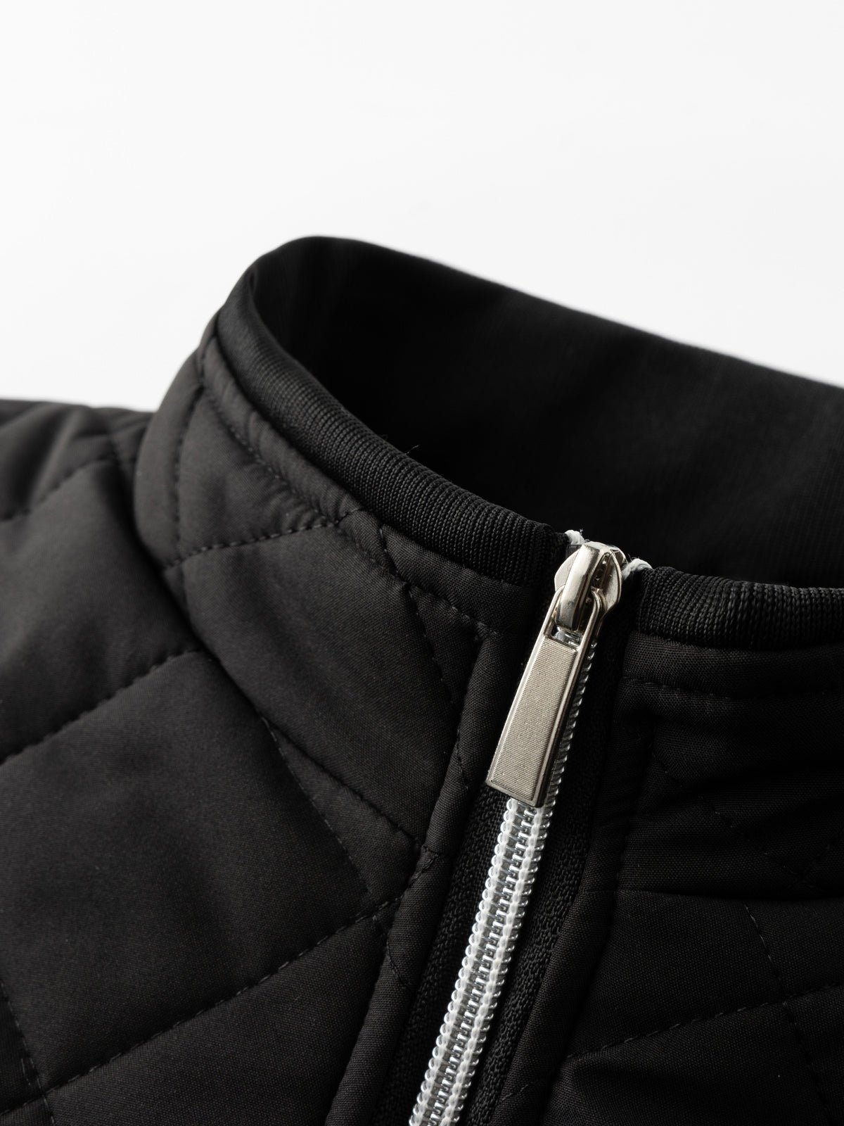 Men's Quilted Bomber Jacket – Warm Lined Puffer Jacket with Zip Pockets